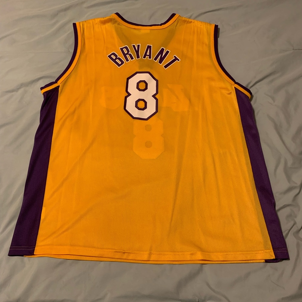Vintage Kobe Bryant Jersey Los Angeles Lakers. Champion Jersey Size 44